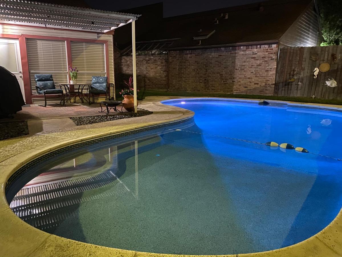 1976Houstongem Luminous Pvtpool & Hottub Dt20Mins For Lrg Families 6Beds 2Bath Villa Exterior photo