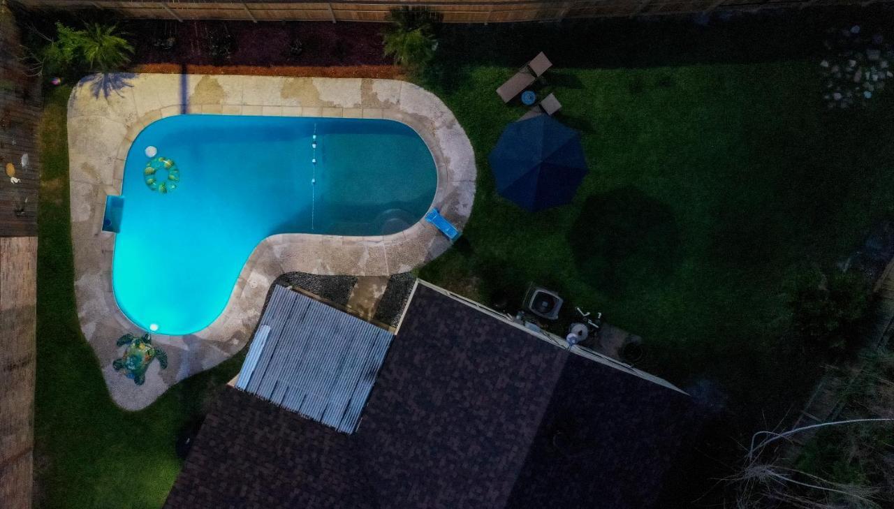 1976Houstongem Luminous Pvtpool & Hottub Dt20Mins For Lrg Families 6Beds 2Bath Villa Exterior photo