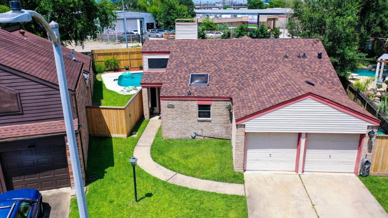 1976Houstongem Luminous Pvtpool & Hottub Dt20Mins For Lrg Families 6Beds 2Bath Villa Exterior photo