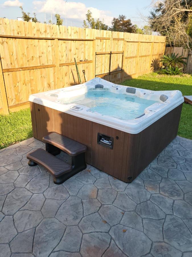 1976Houstongem Luminous Pvtpool & Hottub Dt20Mins For Lrg Families 6Beds 2Bath Villa Exterior photo