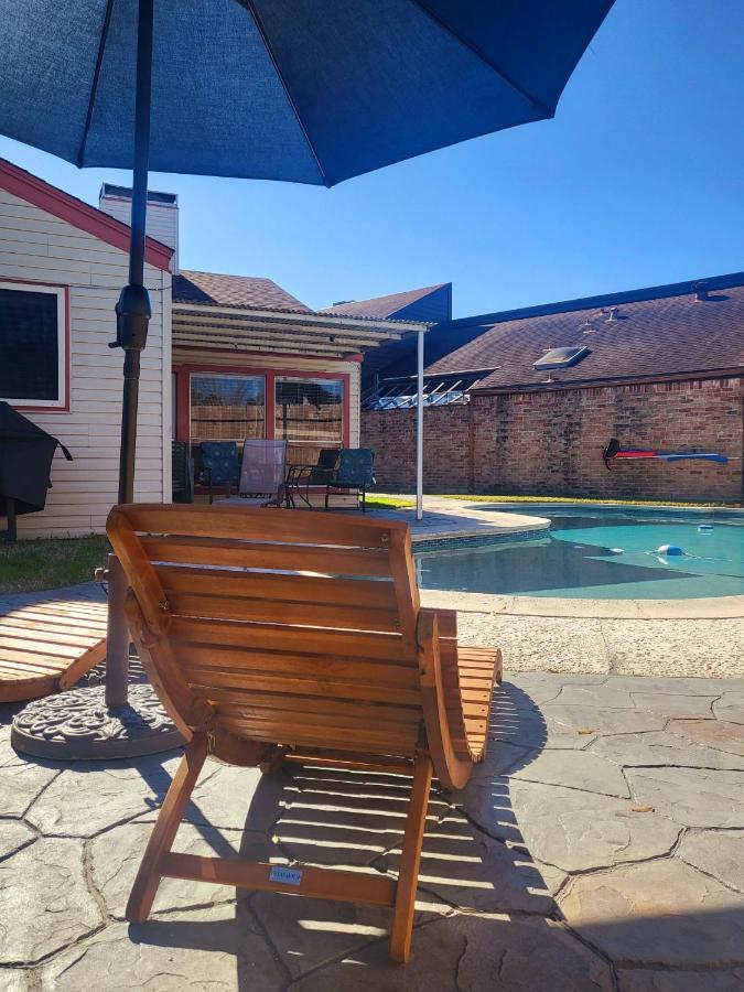 1976Houstongem Luminous Pvtpool & Hottub Dt20Mins For Lrg Families 6Beds 2Bath Villa Exterior photo