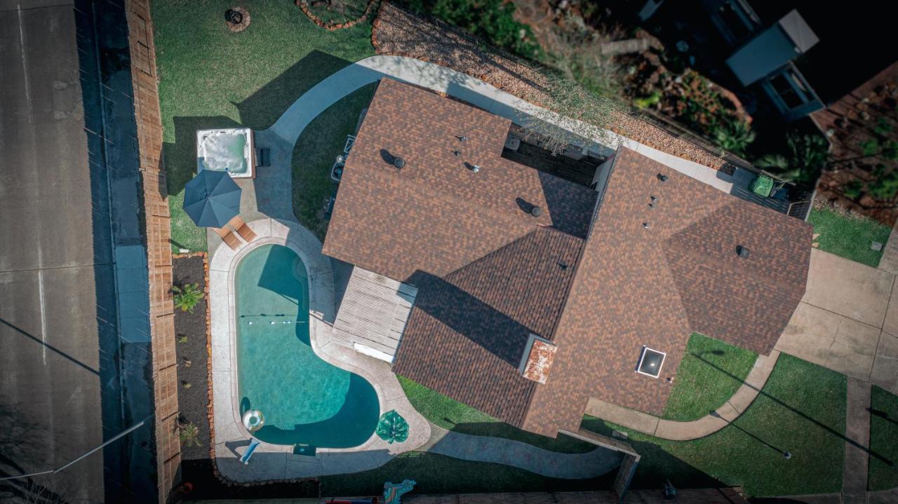 1976Houstongem Luminous Pvtpool & Hottub Dt20Mins For Lrg Families 6Beds 2Bath Villa Exterior photo
